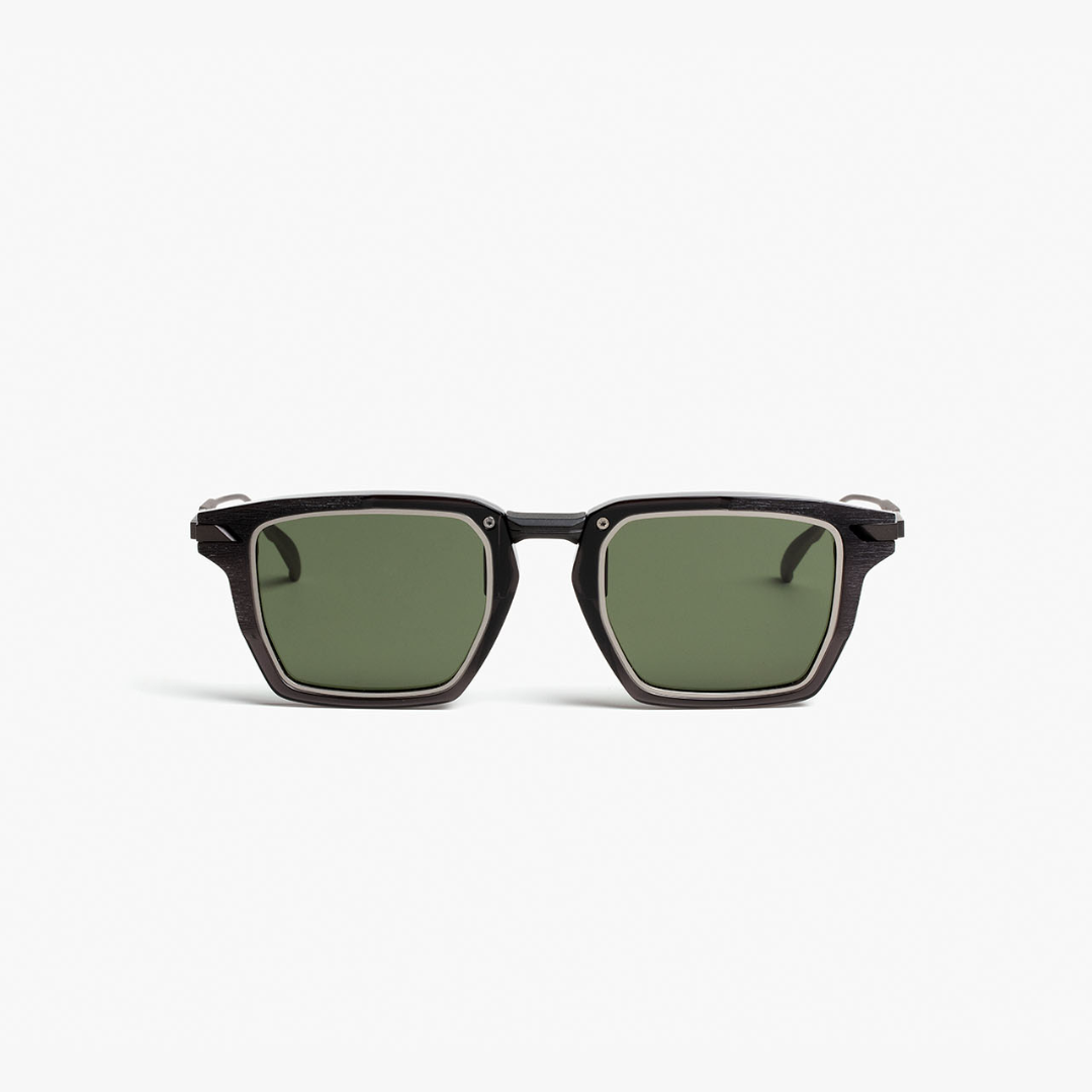 movitra LT 01M

occhiali da sole movitra

occhiali squadrati di lusso

occhiali neri lenti verdi

occhiali design spigoloso

occhiali made in italy uomo donna

luxury sunglasses green lens

movitra montatura spessa

